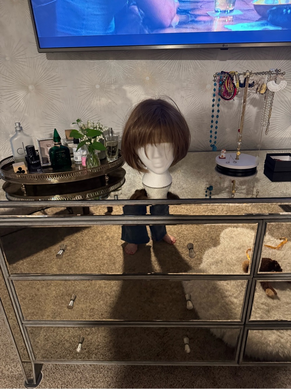 Women’s Short Bob Wig with Fringe - Brown - Picture 2 of 3